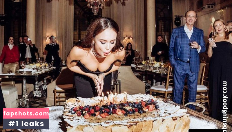 Aida Garifullina gallery photo #2