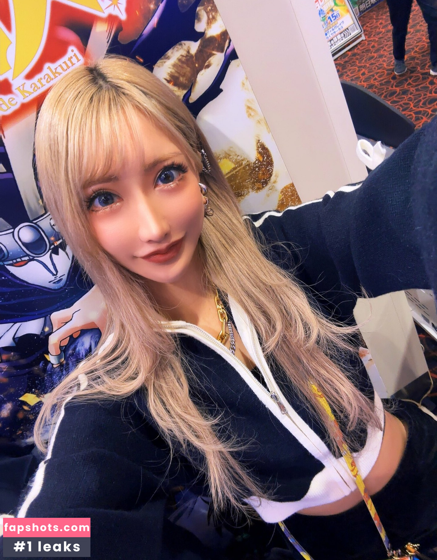 AIKA gallery photo #42