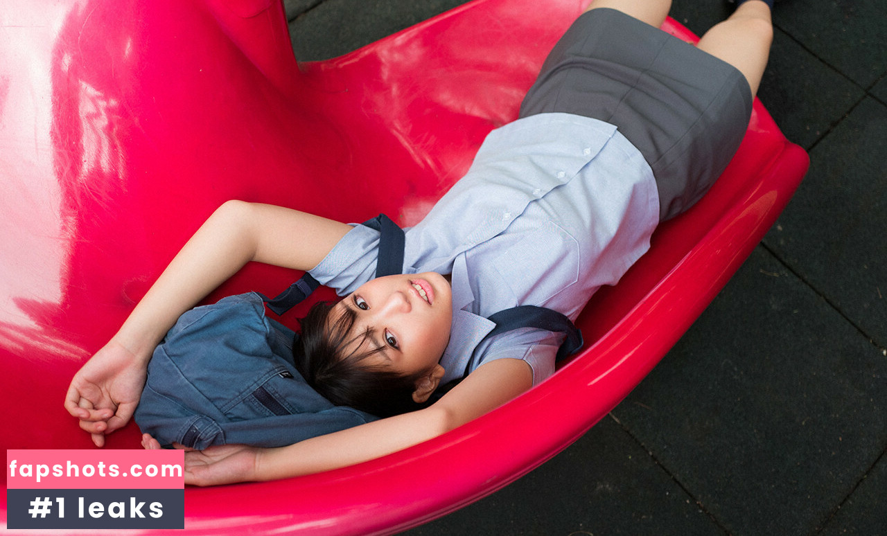 Aika Sawaguchi gallery photo #25