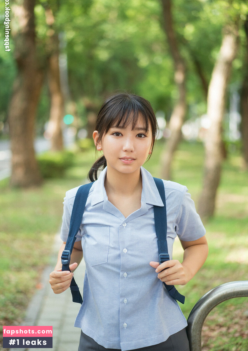 Aika Sawaguchi gallery photo #30