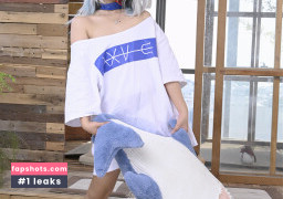 _AikoOwO gallery photo #2