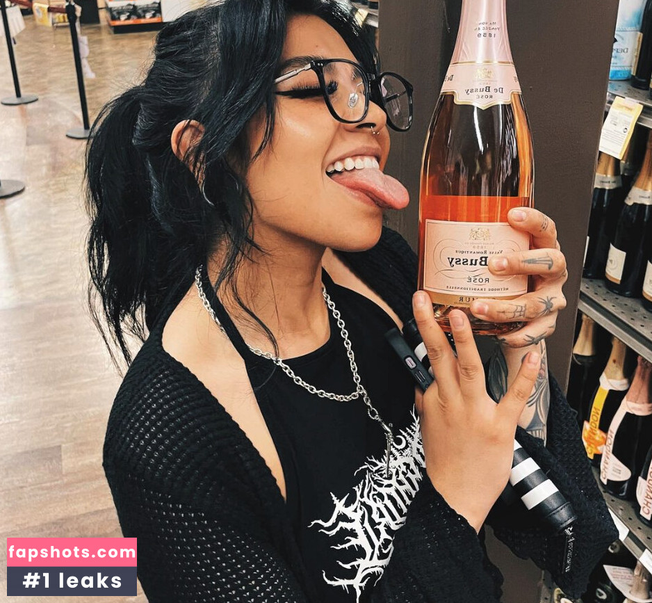 Aileen Senpai gallery photo #113