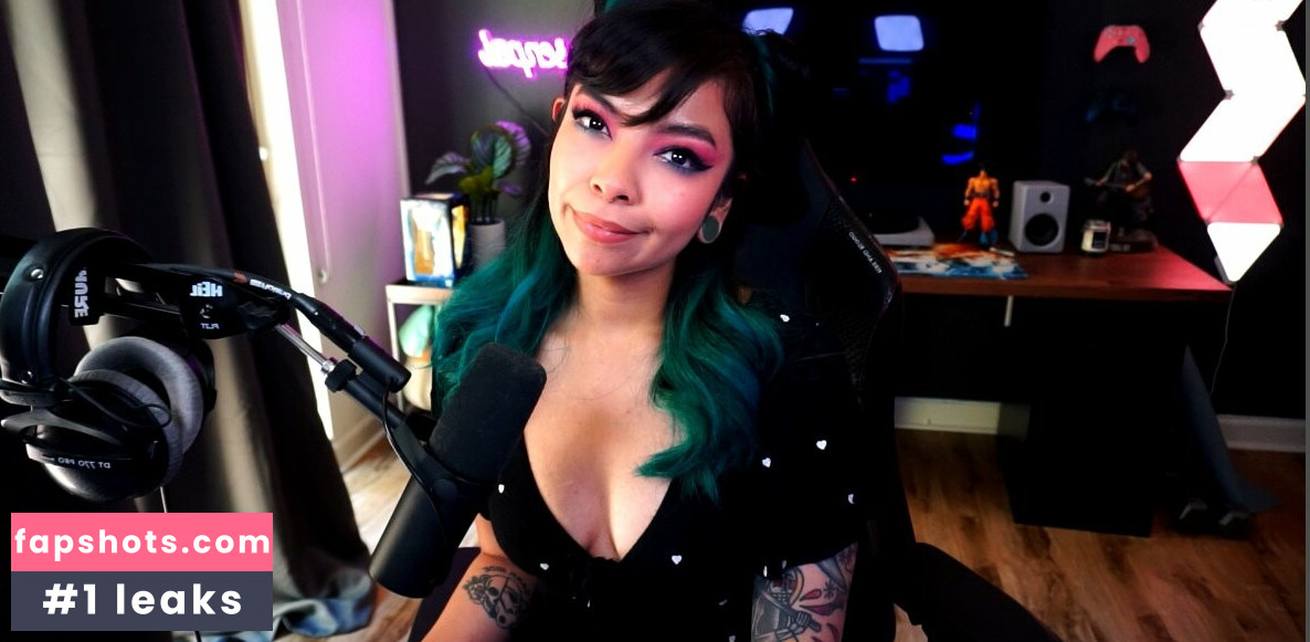 Aileen Senpai gallery photo #131