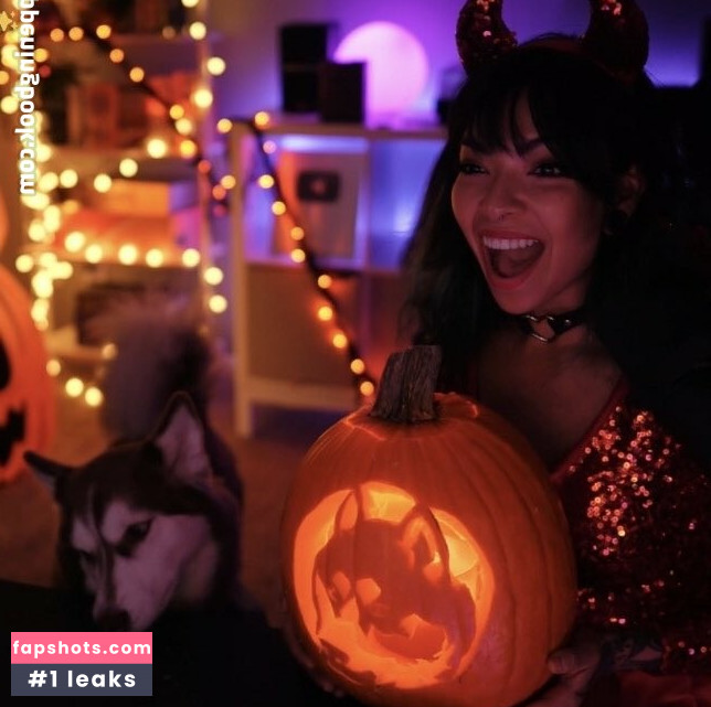 Aileen Senpai gallery photo #18