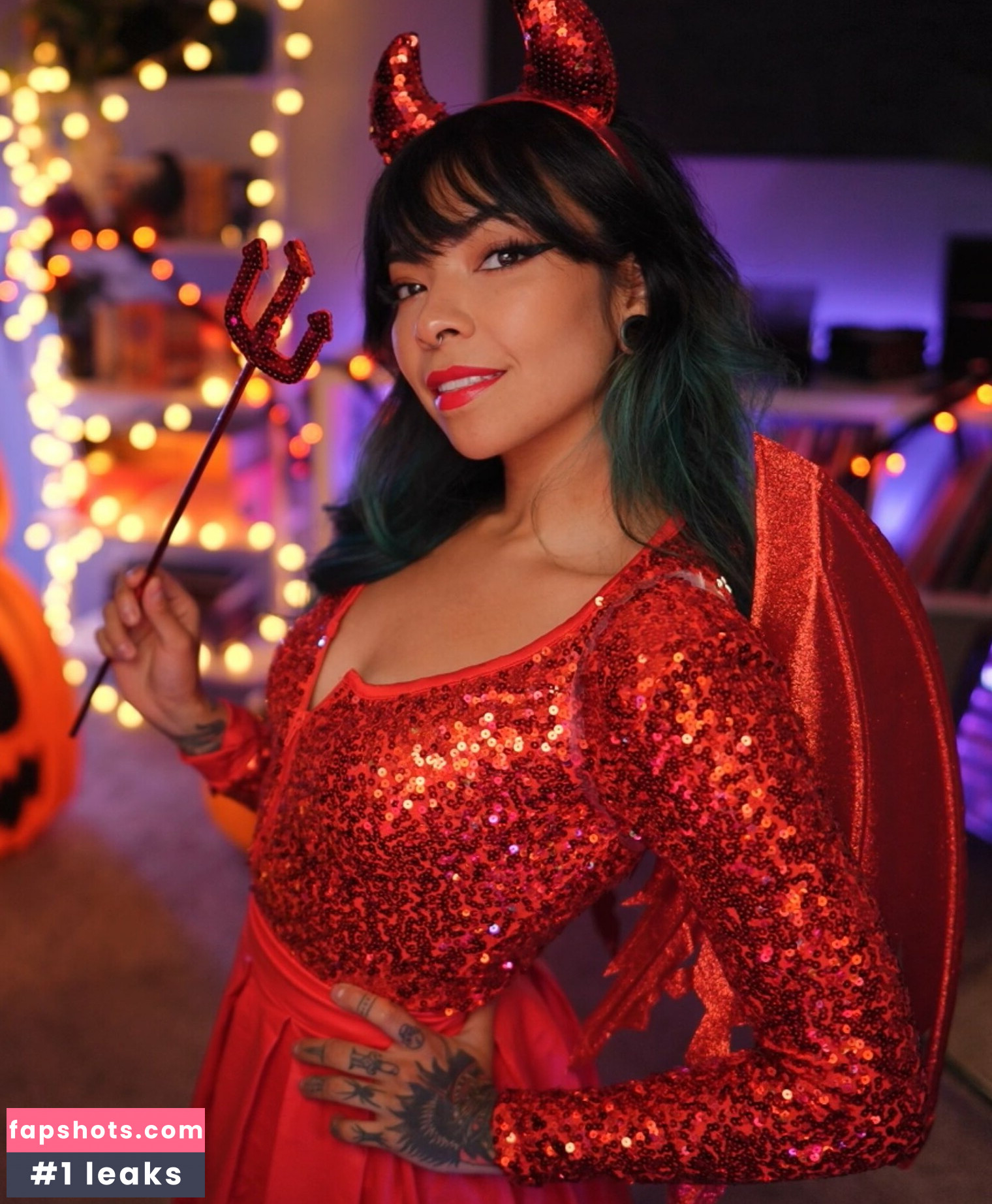 Aileen Senpai gallery photo #24