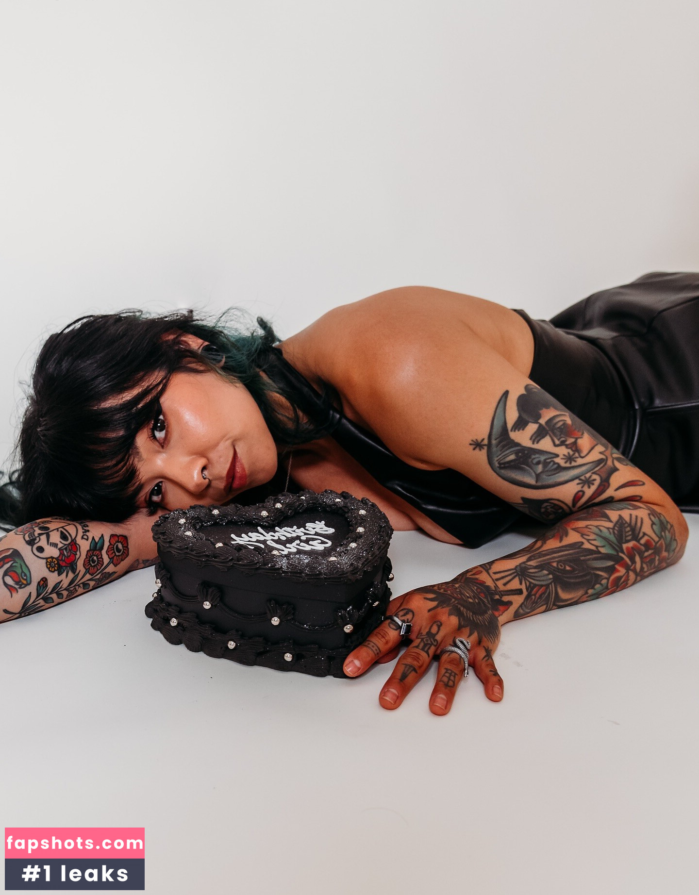 Aileen Senpai gallery photo #44