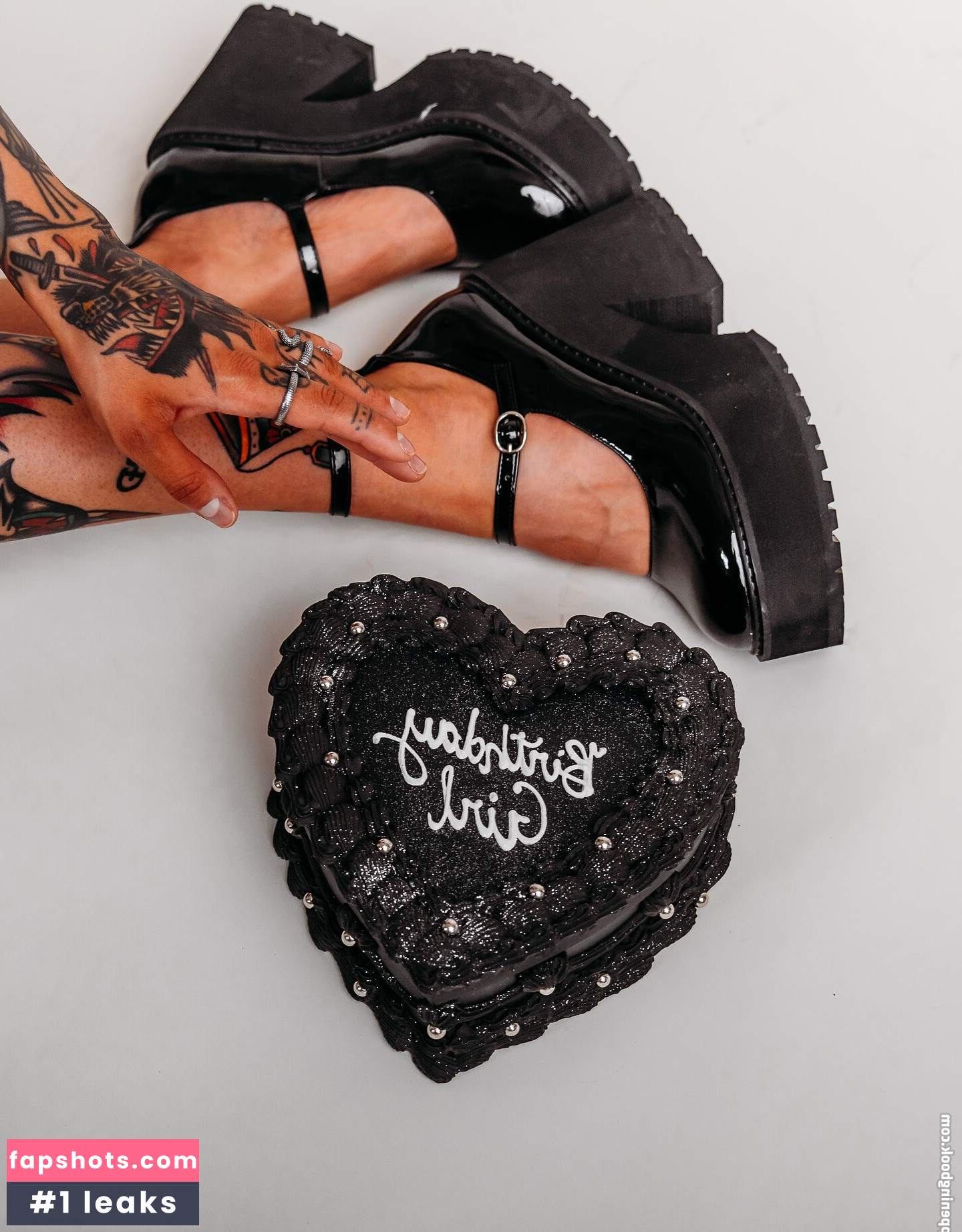 Aileen Senpai gallery photo #49