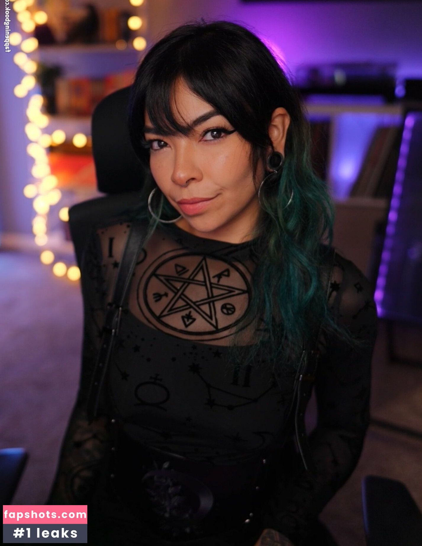 Aileen Senpai gallery photo #9