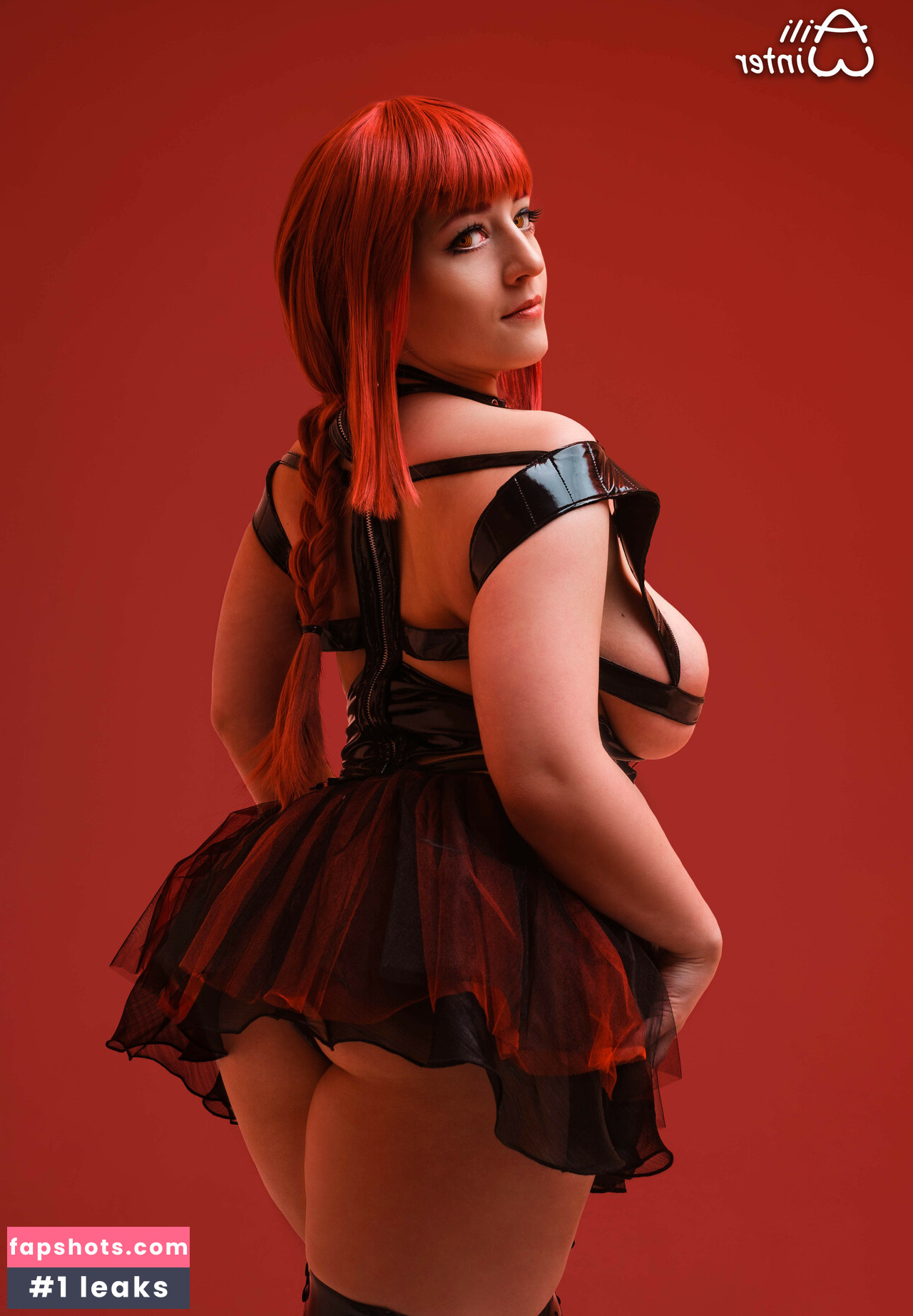 Aili Winter gallery photo #66