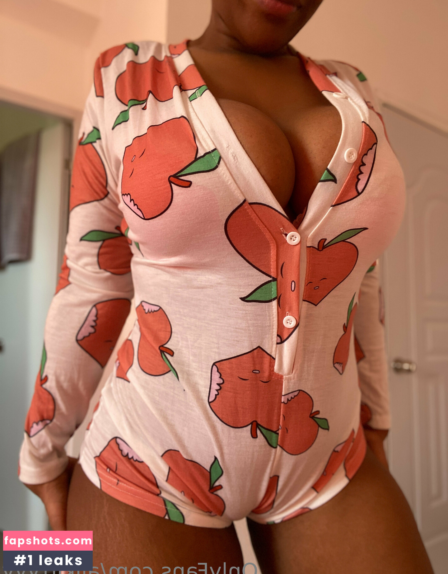 ailkittyyy gallery photo #8