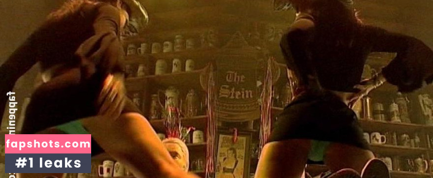 Aimee Bravo gallery photo #10