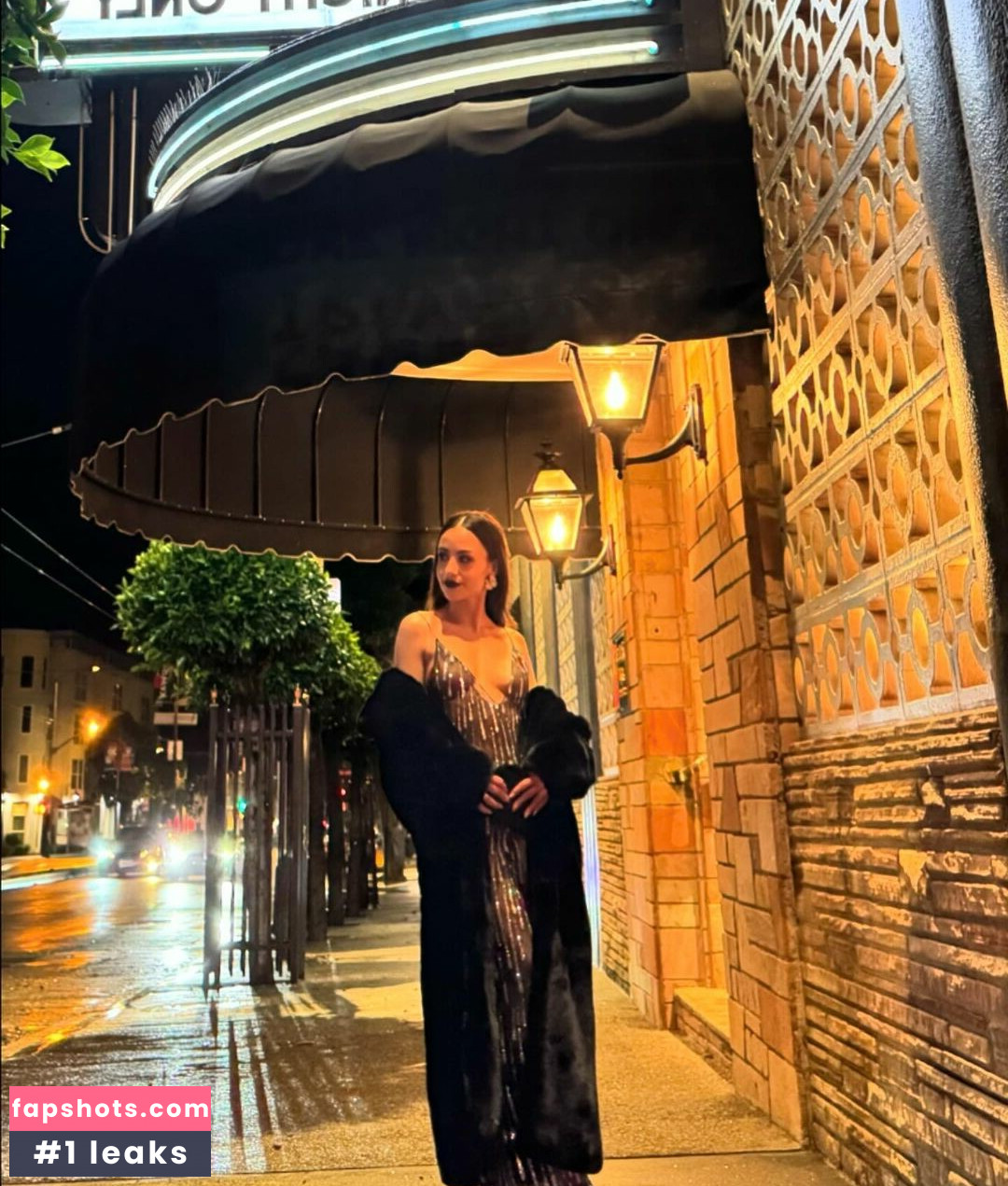 Aimee Carrero gallery photo #11