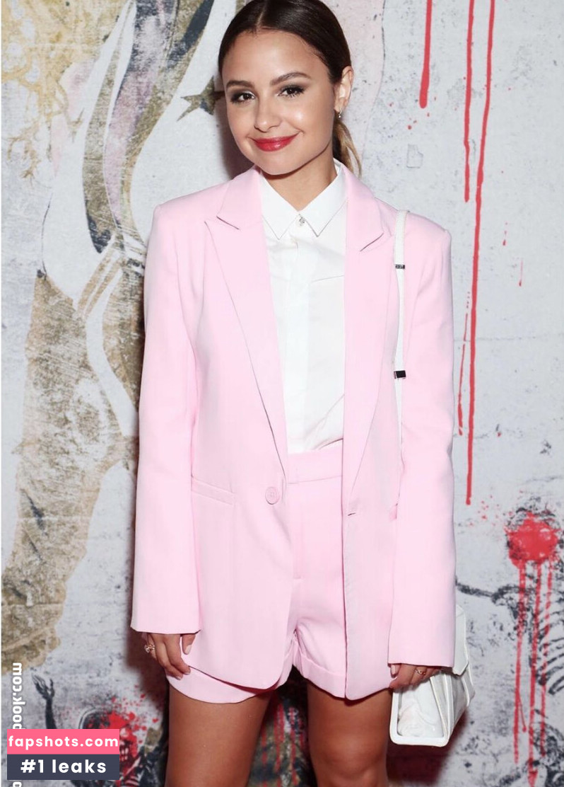 Aimee Carrero gallery photo #29