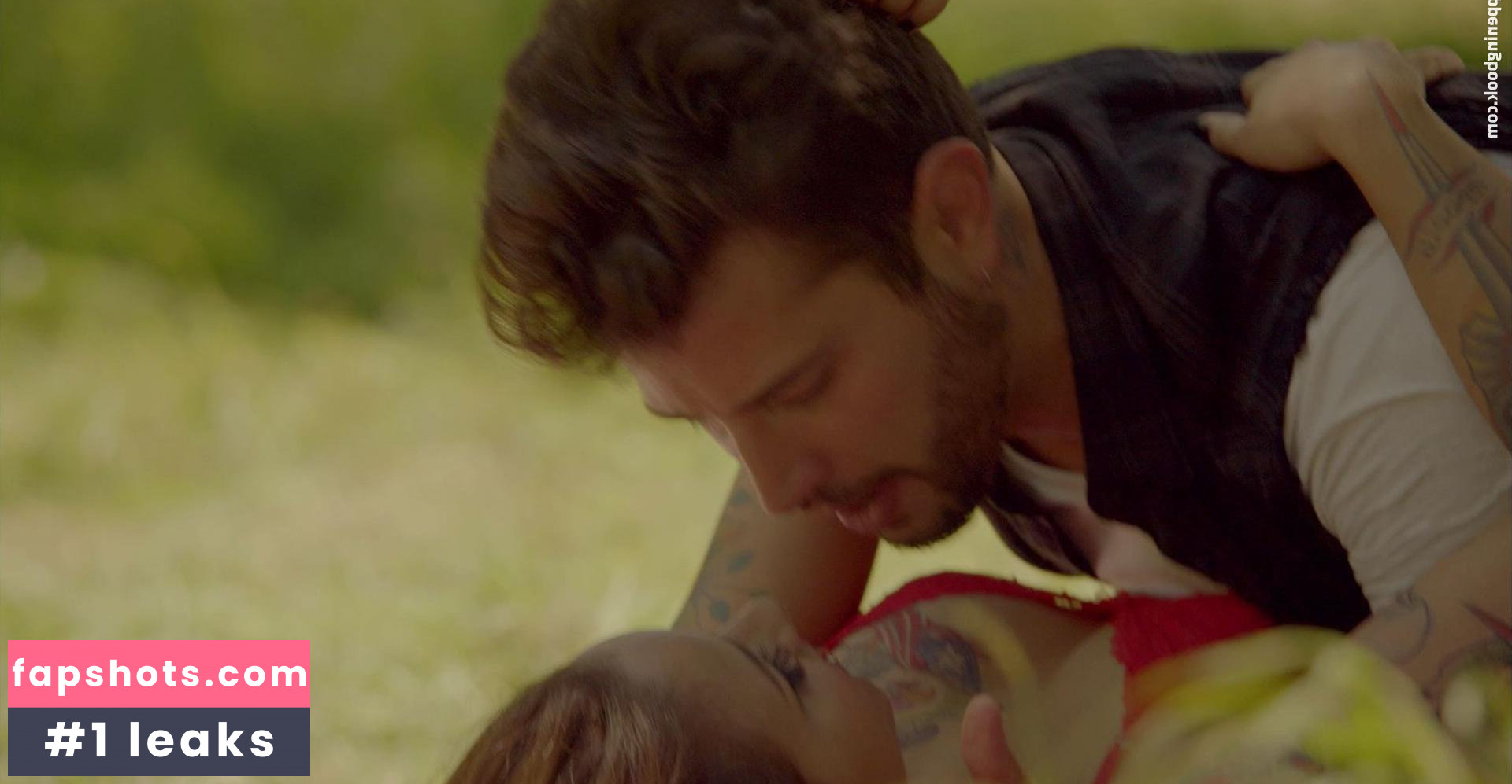 Aimee Carrero gallery photo #53