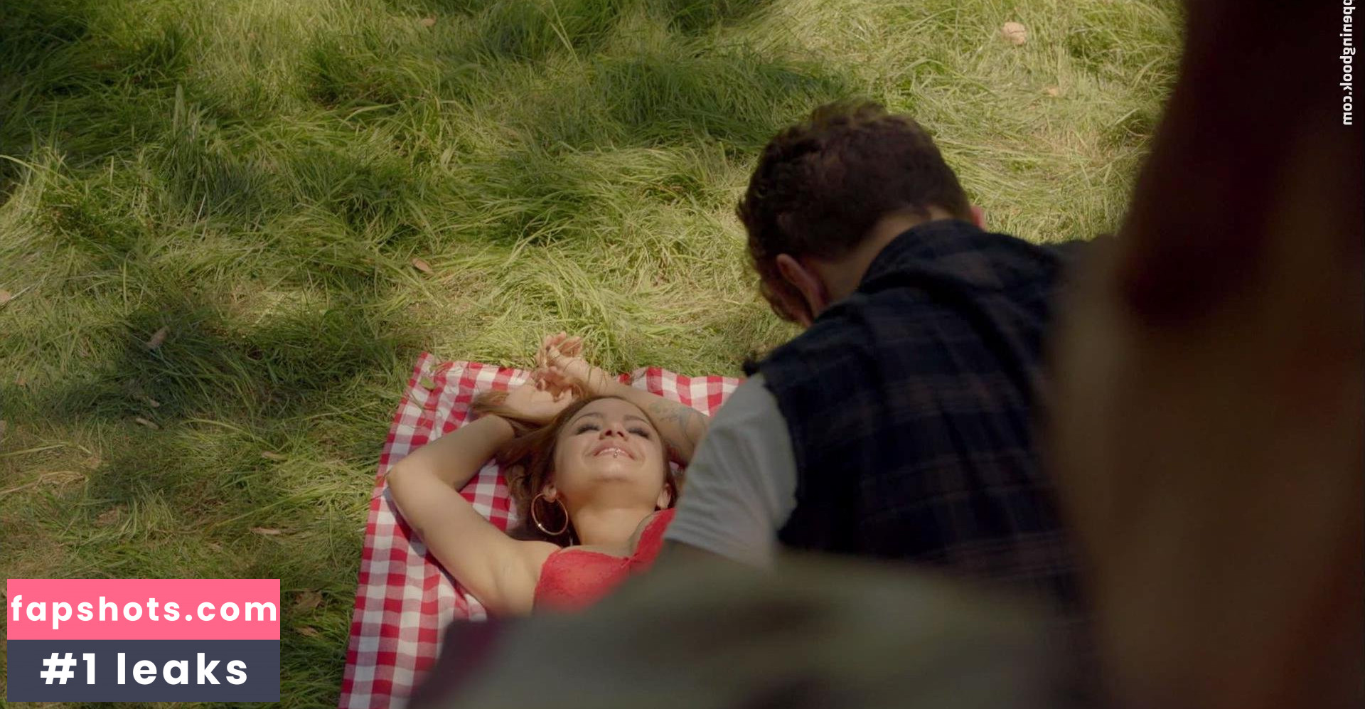 Aimee Carrero gallery photo #56