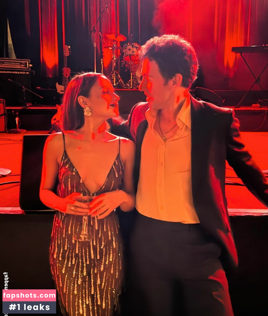 Aimee Carrero gallery photo #9