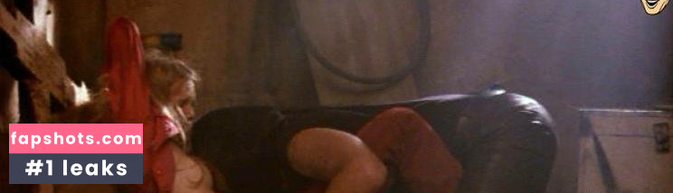 Aimee Graham gallery photo #13