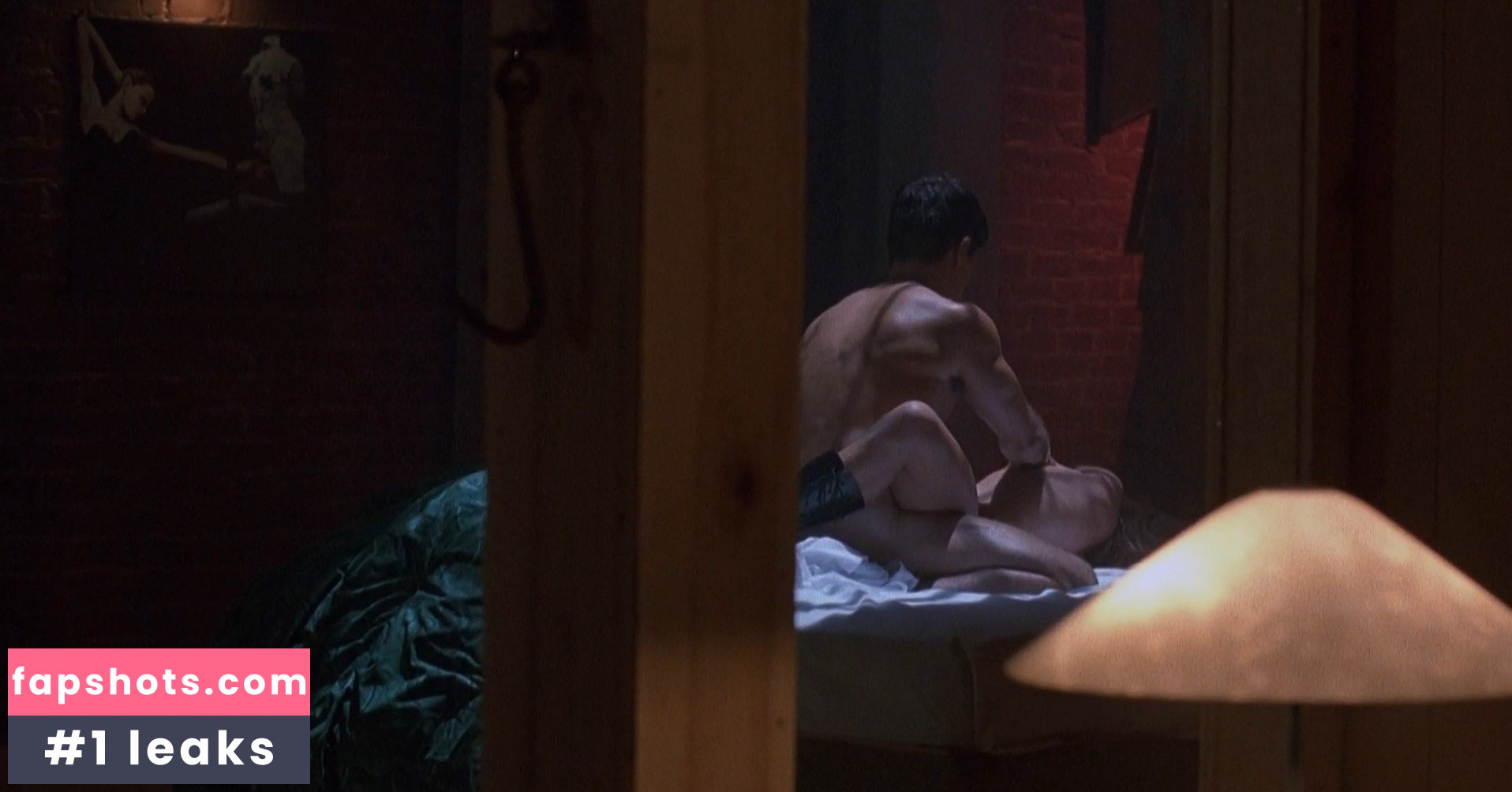 Aimée Leigh gallery photo #11