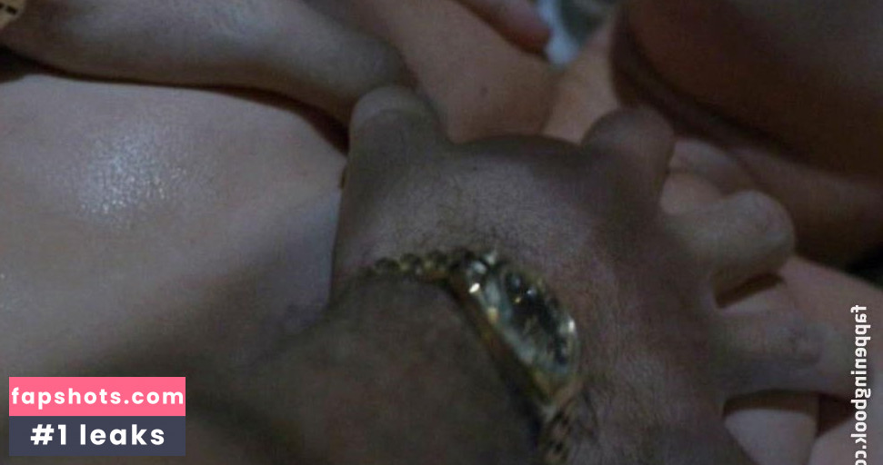 Aimée Leigh gallery photo #15