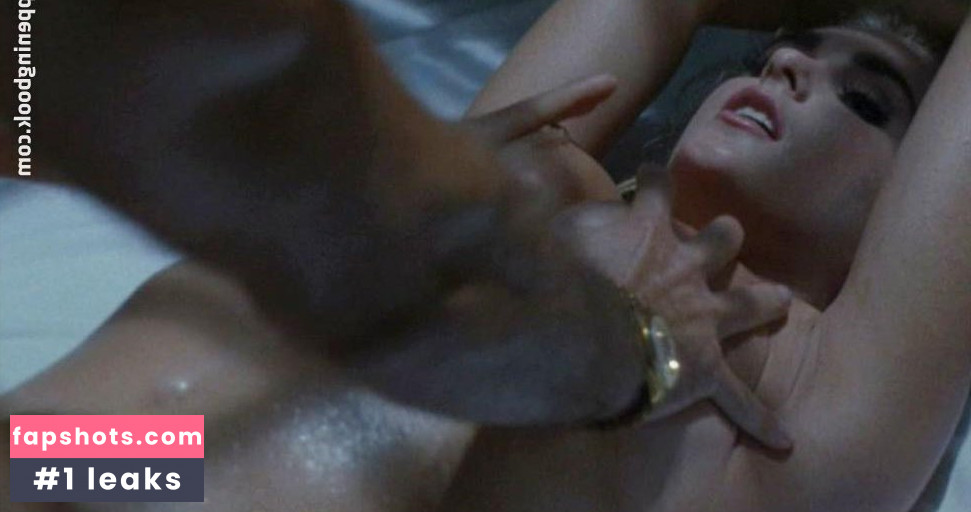 Aimée Leigh gallery photo #17