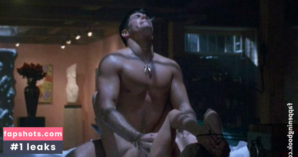 Aimée Leigh gallery photo #24