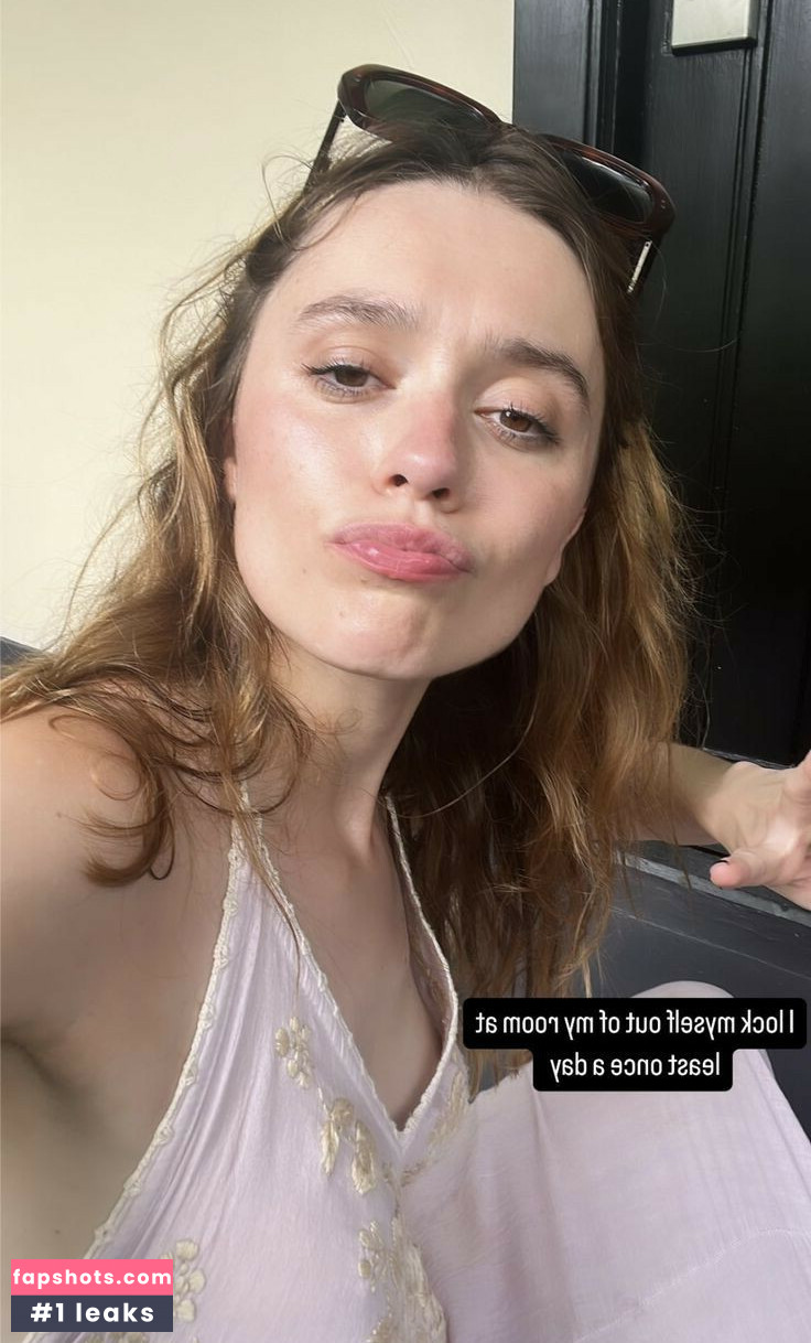 Aimée-Lou Wood gallery photo #40