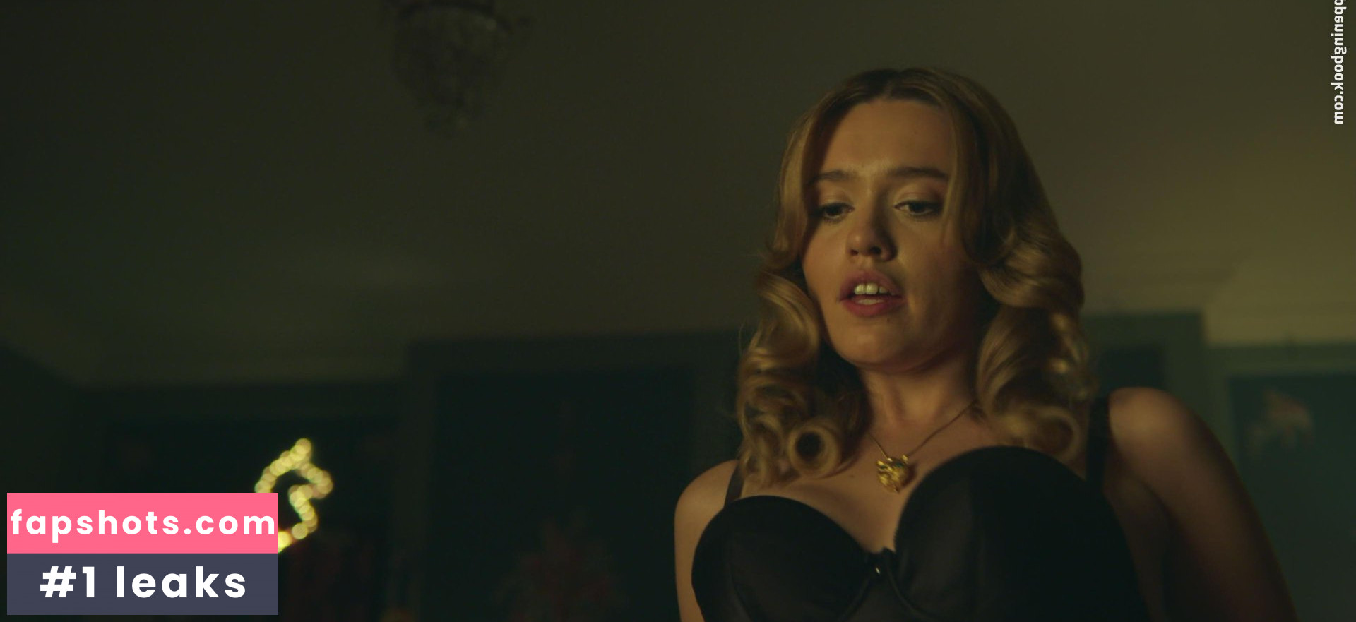 Aimée-Lou Wood nude babe gallery