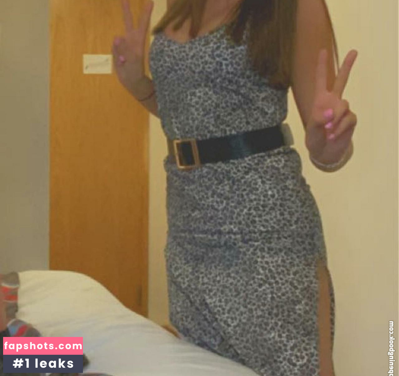 Aimee McColl gallery photo #18