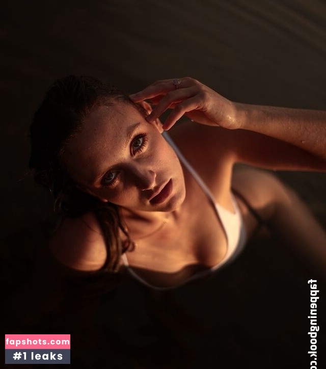 Aimée Pienschke gallery photo #7