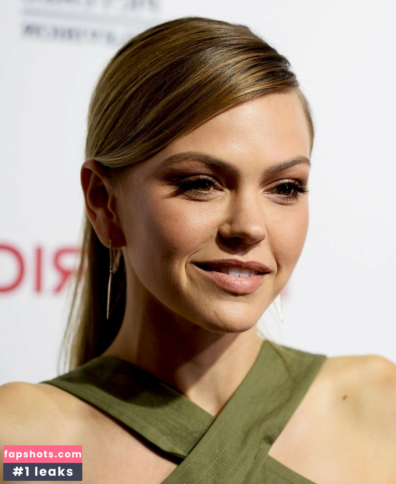 Aimee Richelle Teegarden gallery photo #3