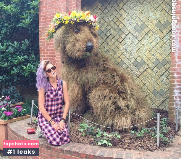 Aimee Richelle Teegarden gallery photo #28