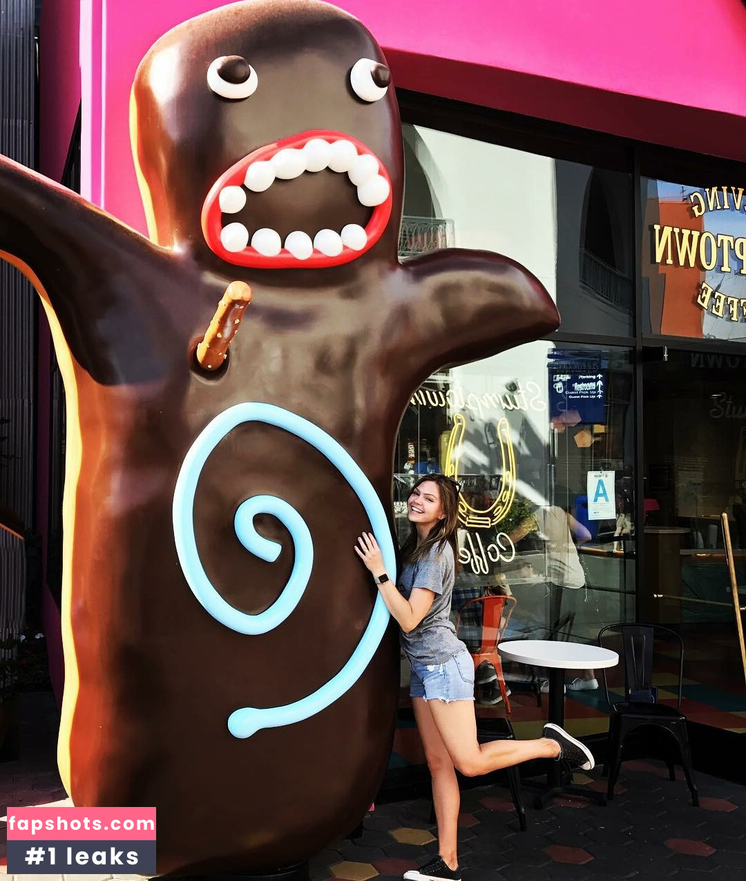 Aimee Richelle Teegarden gallery photo #34