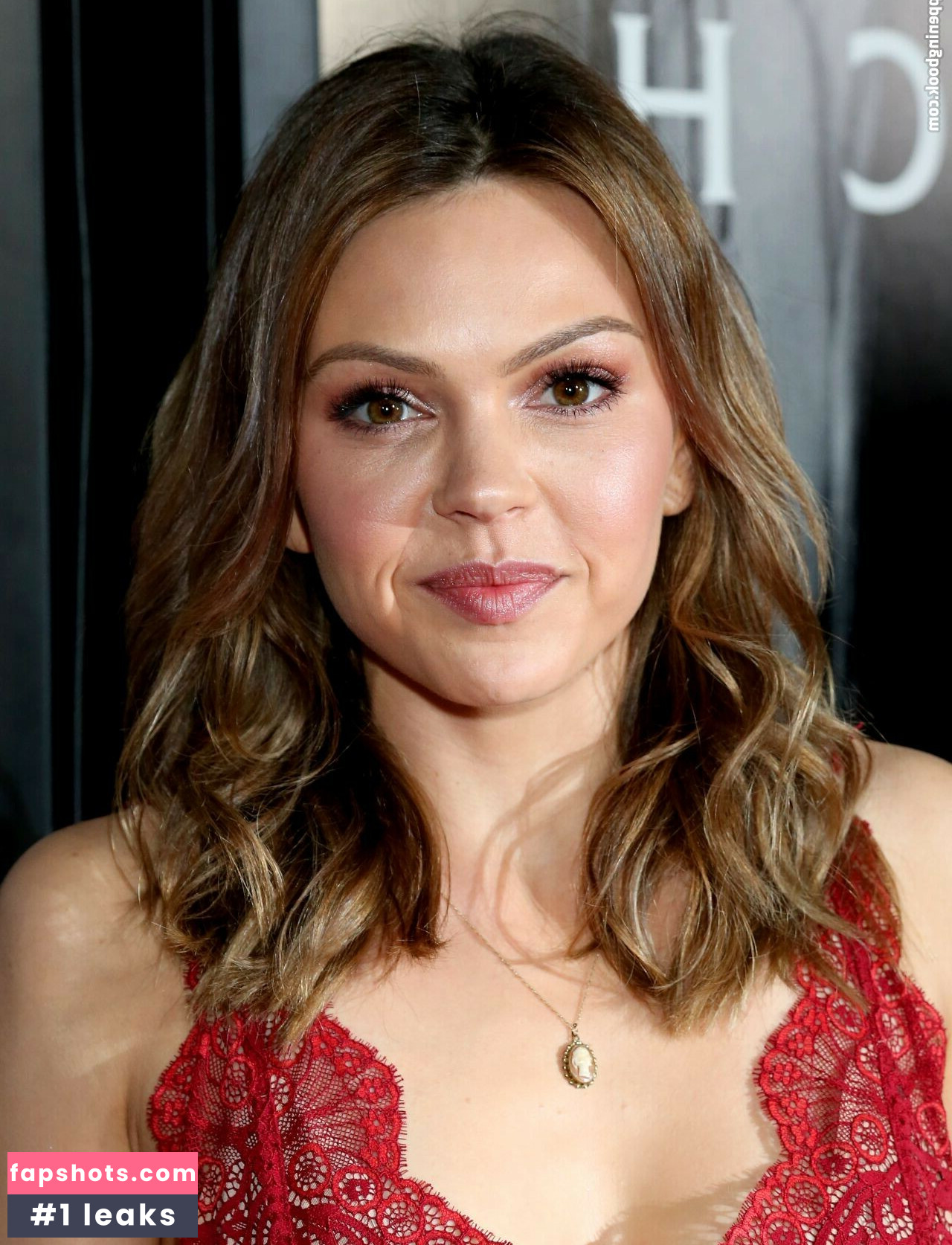 Aimee Richelle Teegarden gallery photo #8