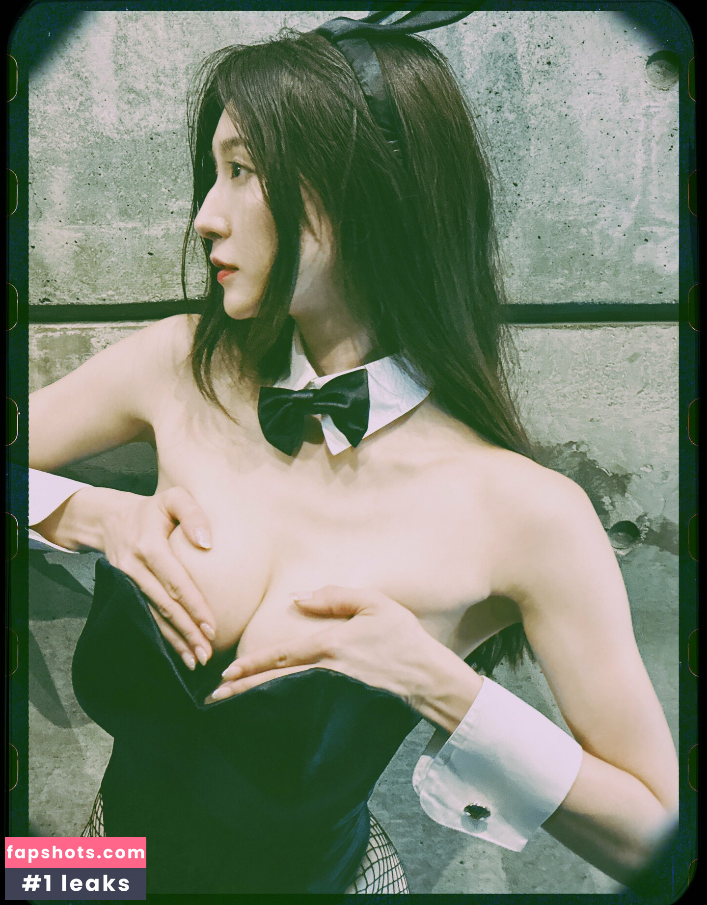 aimi_feti gallery photo #2