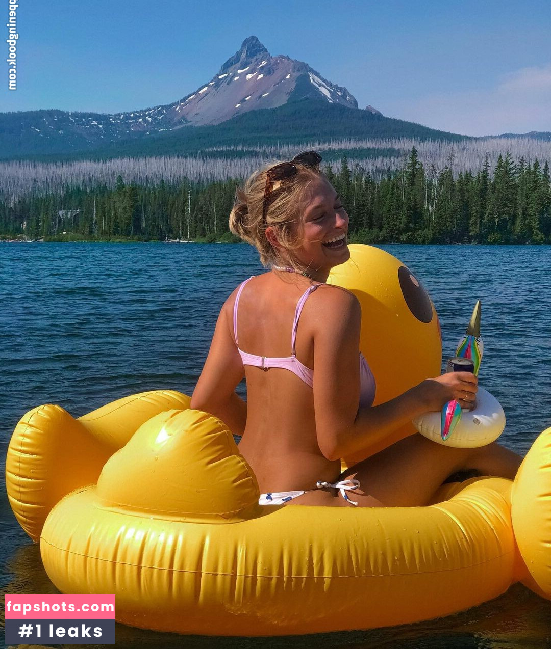 Ainsley Weaver gallery photo #11