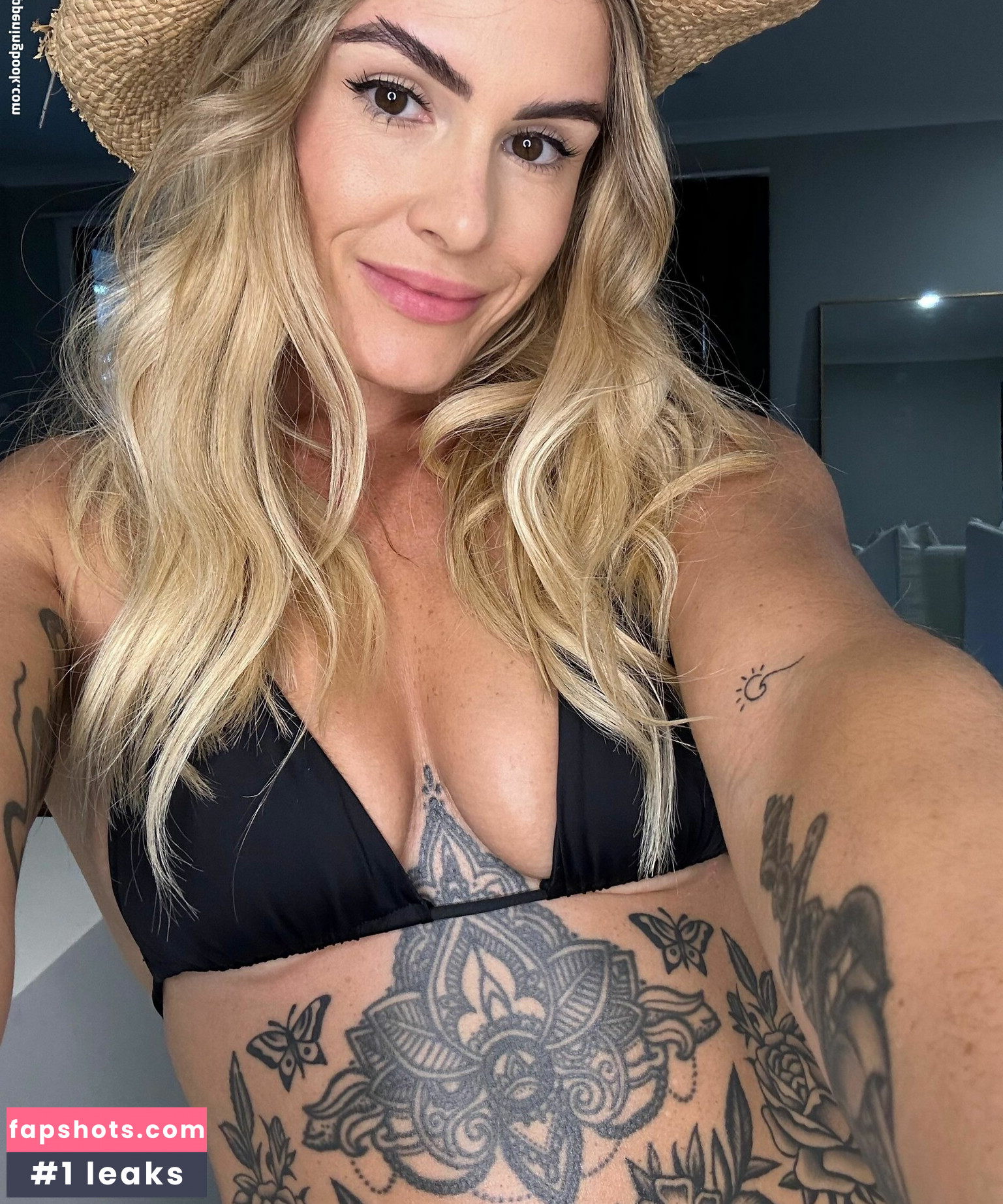 Ainslie Gardiner gallery photo #7