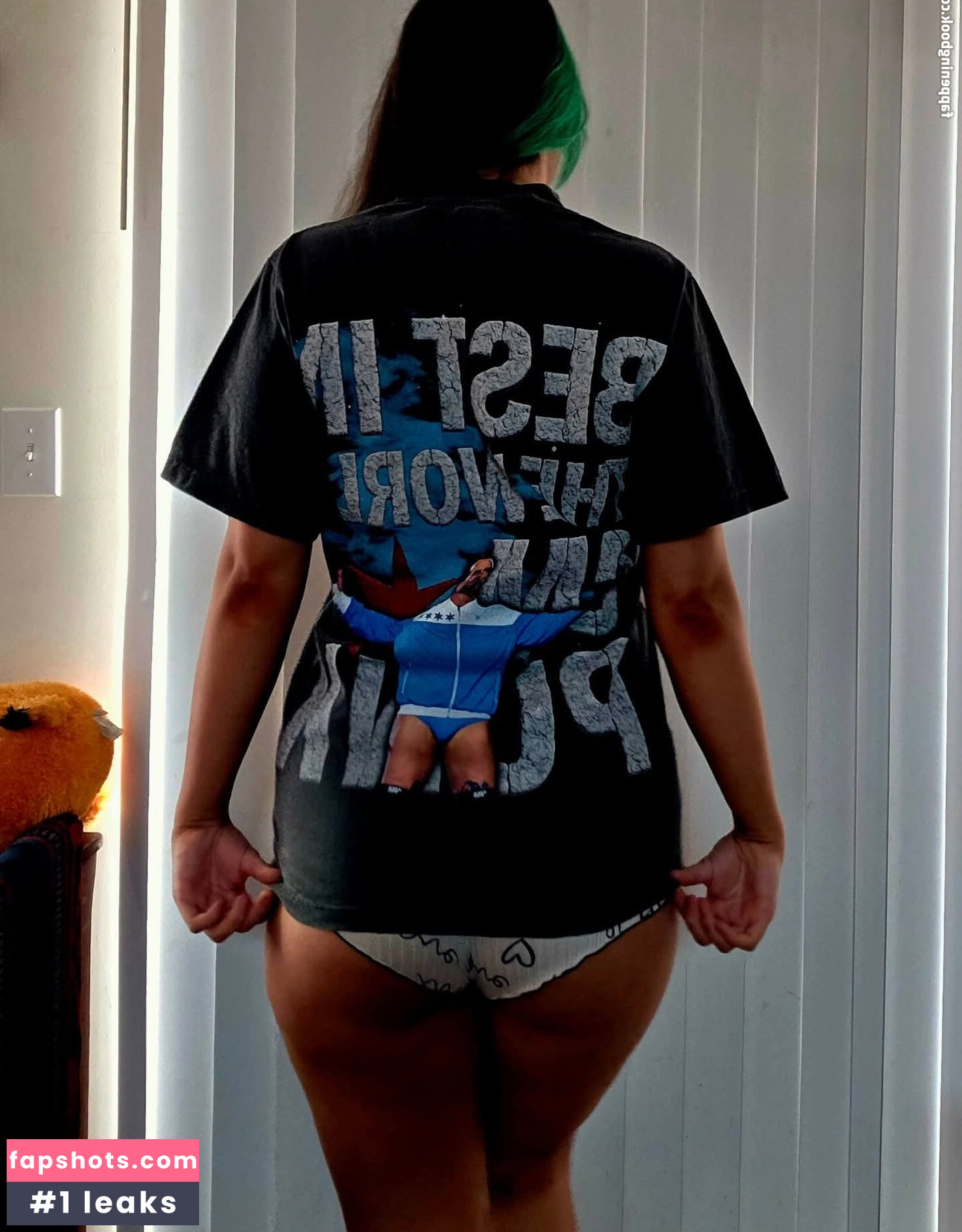 Airica Demia gallery photo #3