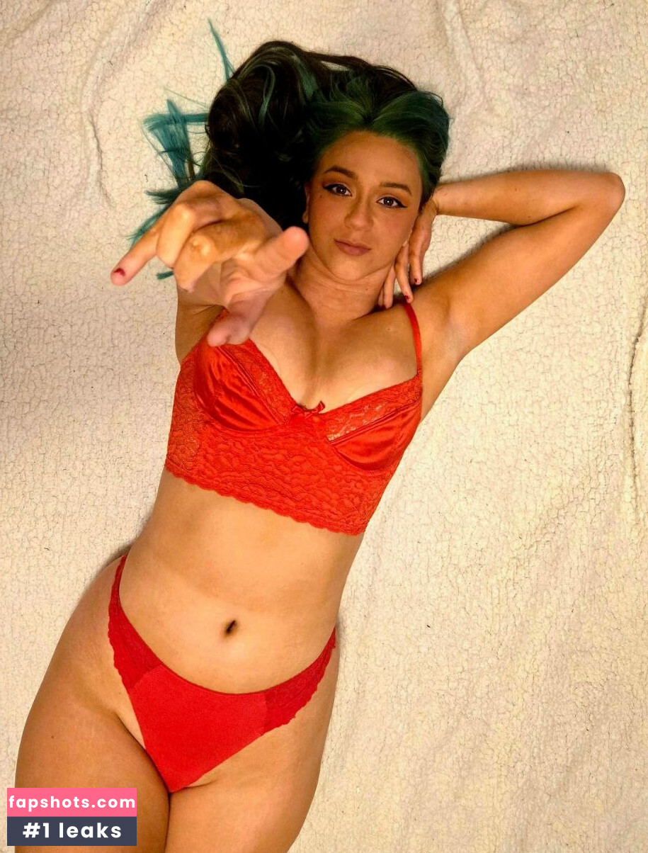 Airica Demia gallery photo #25