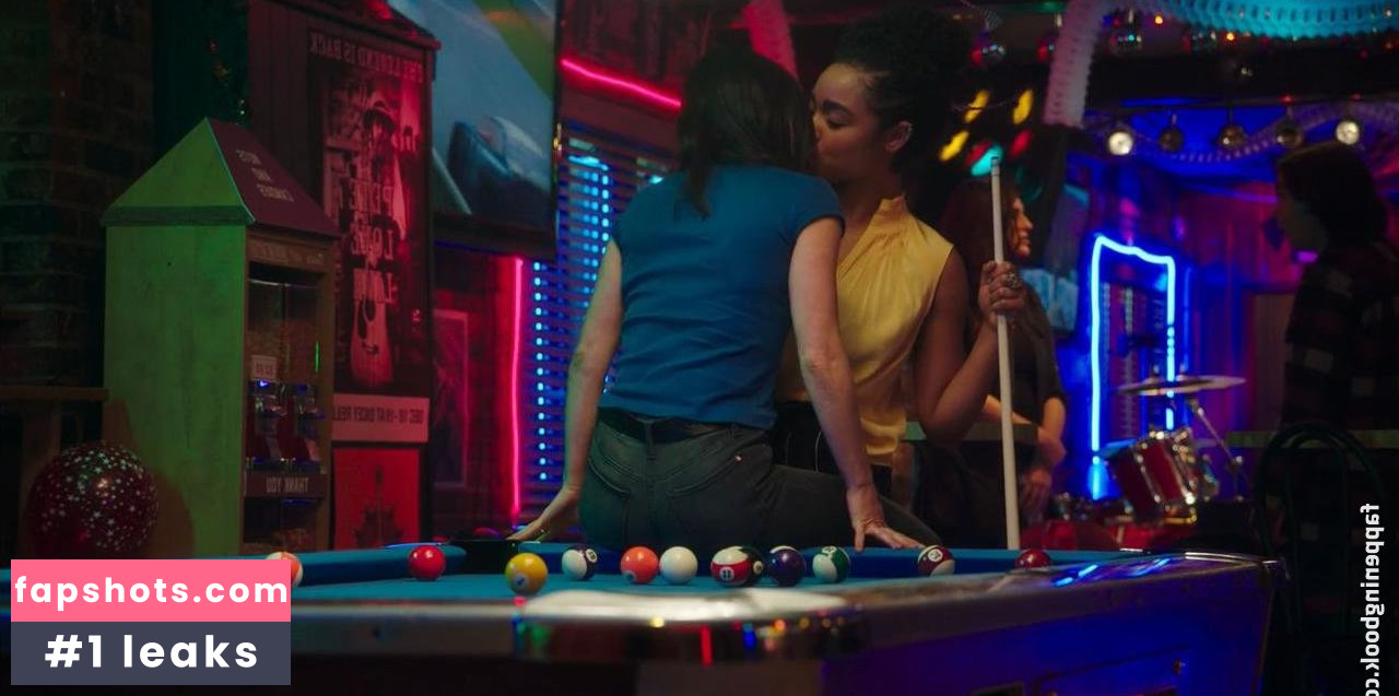 Aisha Dee Nude Leaks OnlyFans Photos #21 - LeakJerk