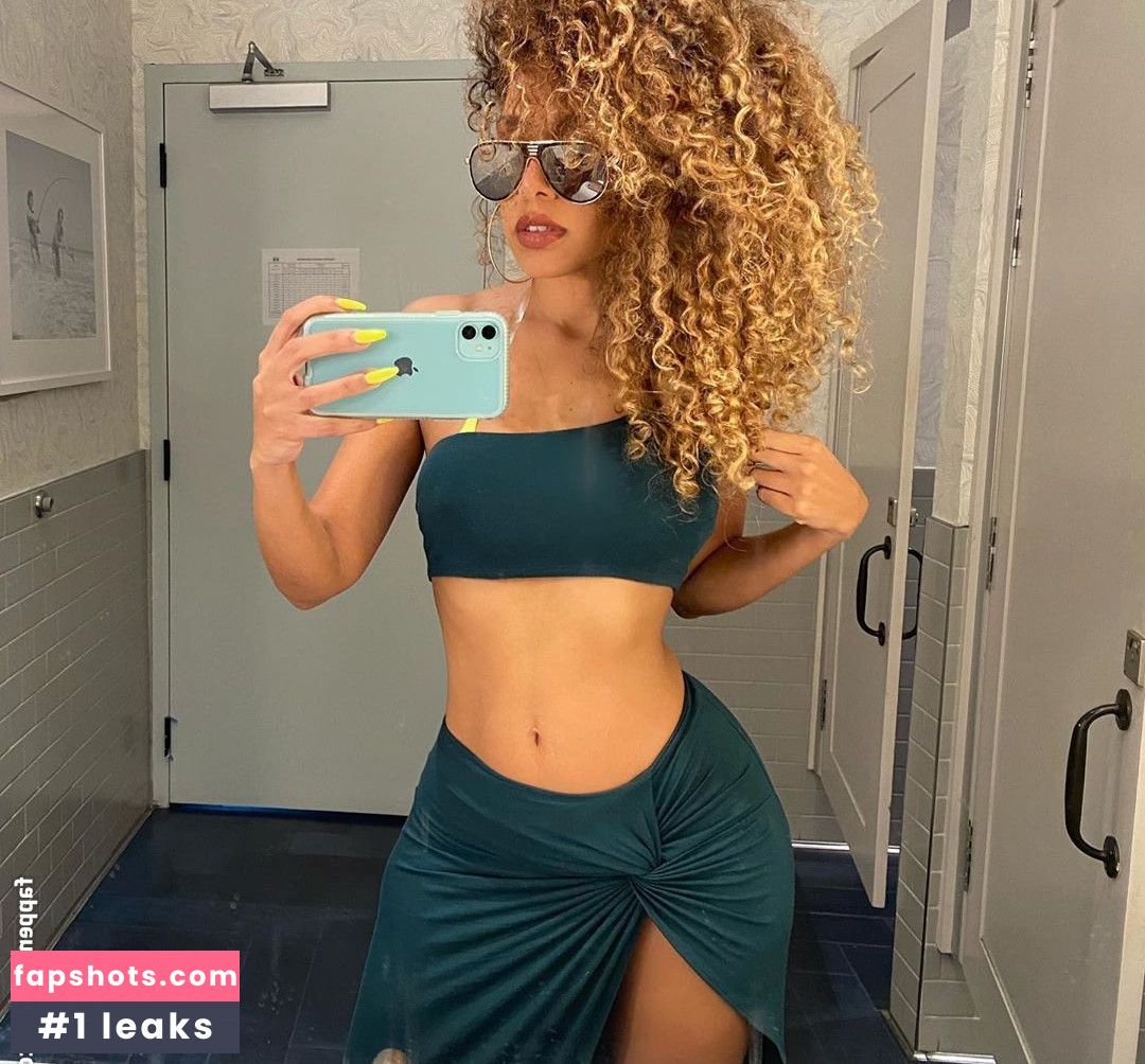 Aisha Thalia gallery photo #72