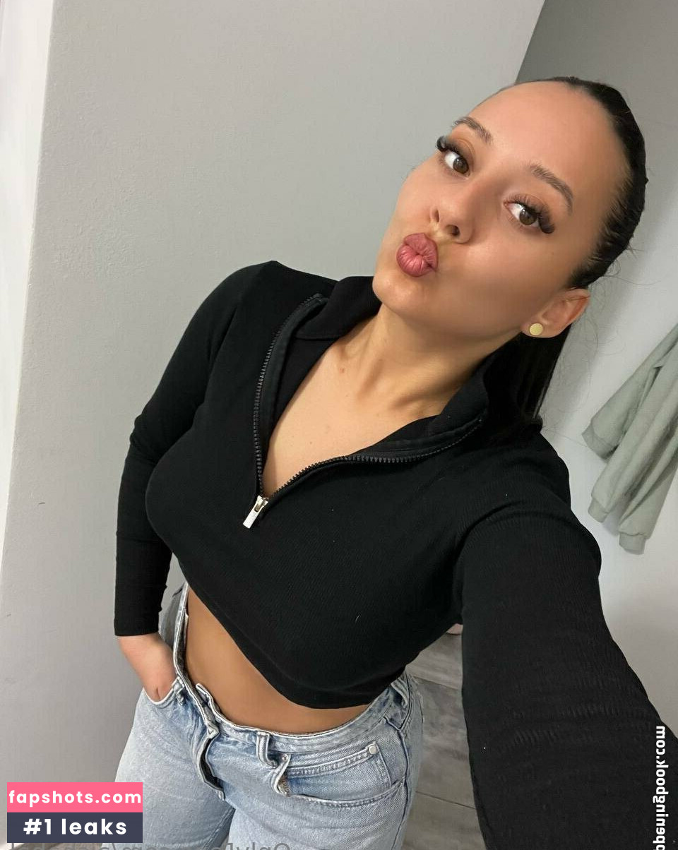 aishabal Nude Leaks OnlyFans Photos #9 - Fapshots