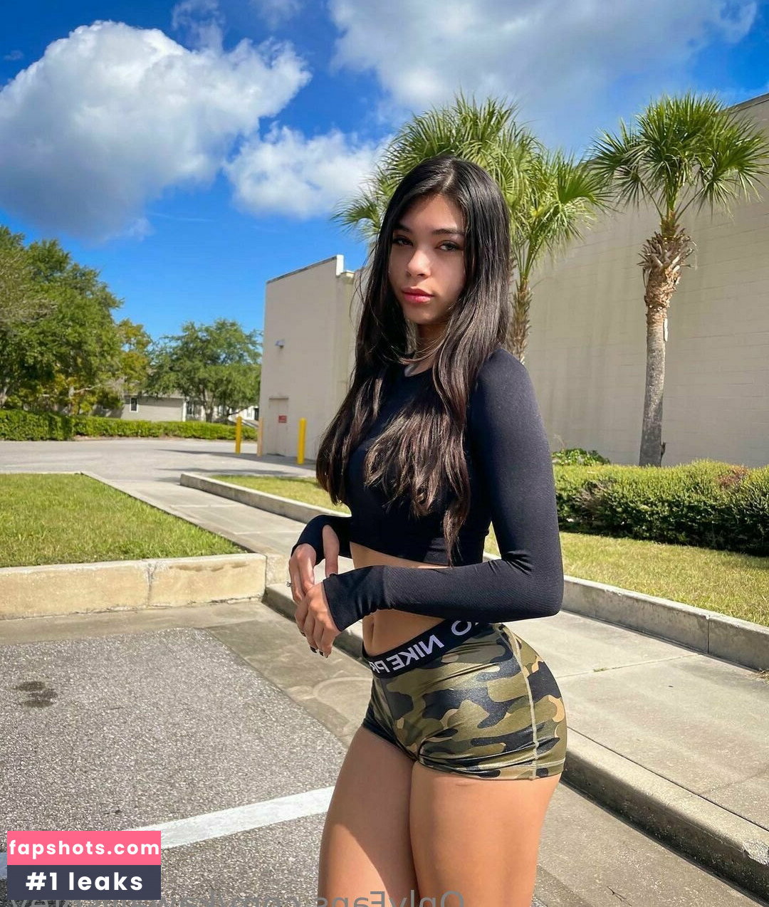 Aishah Sofey gallery photo #125