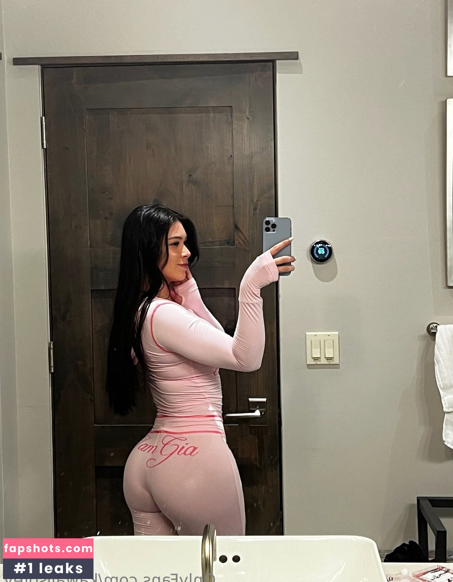 Aishah Sofey gallery photo #139