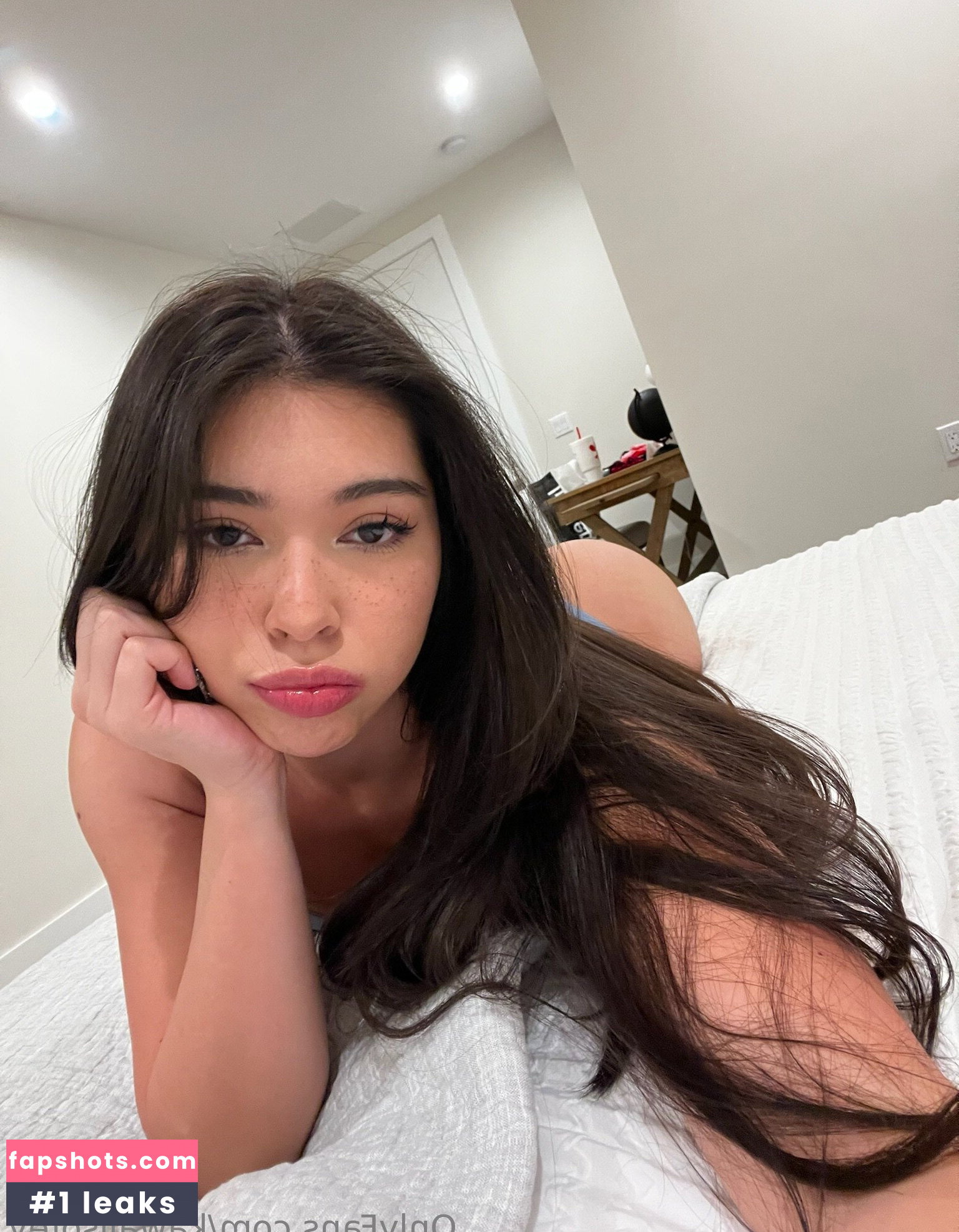 Aishah Sofey gallery photo #394