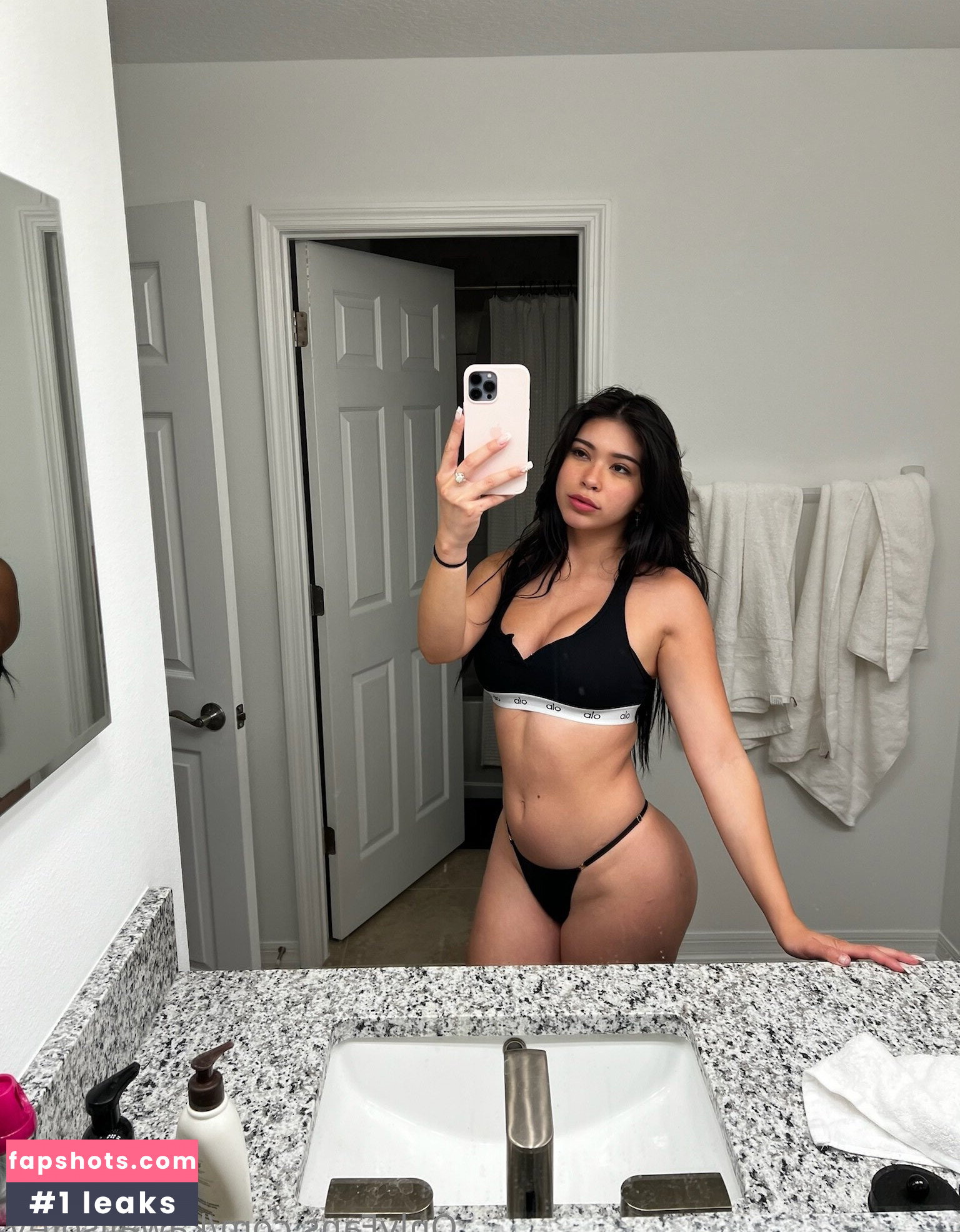 Aishah Sofey gallery photo #469