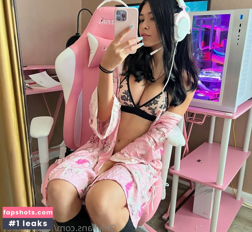 Aishah Sofey gallery photo #582