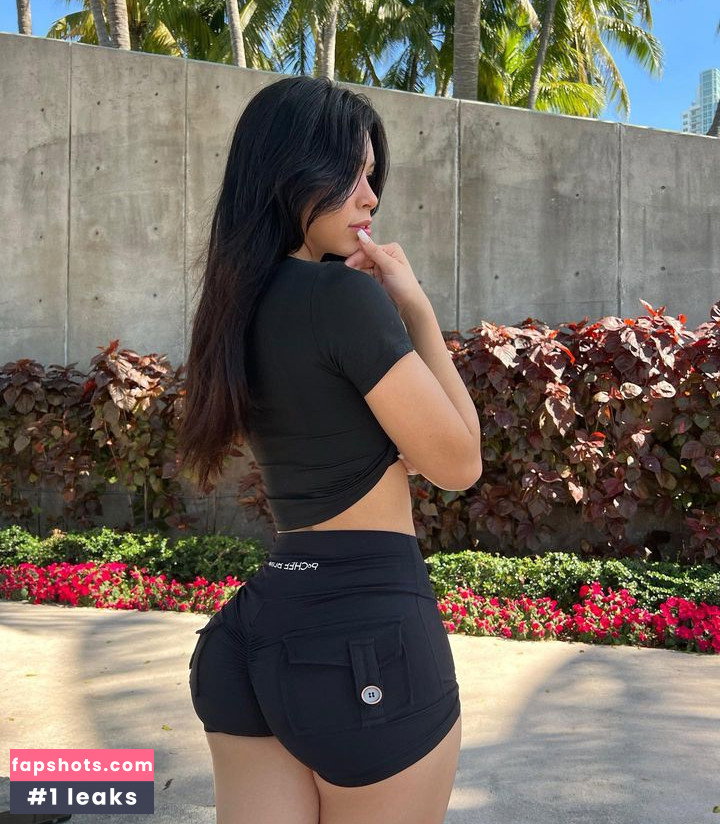 Aishah Sofey gallery photo #884
