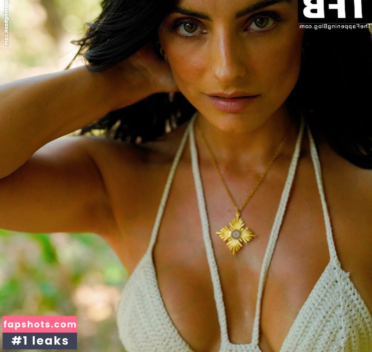 Aislinn Derbez gallery photo #59