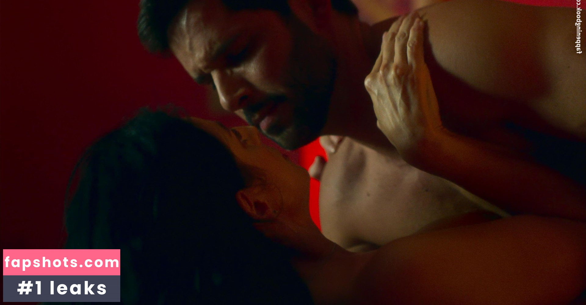 Aislinn Derbez gallery photo #77