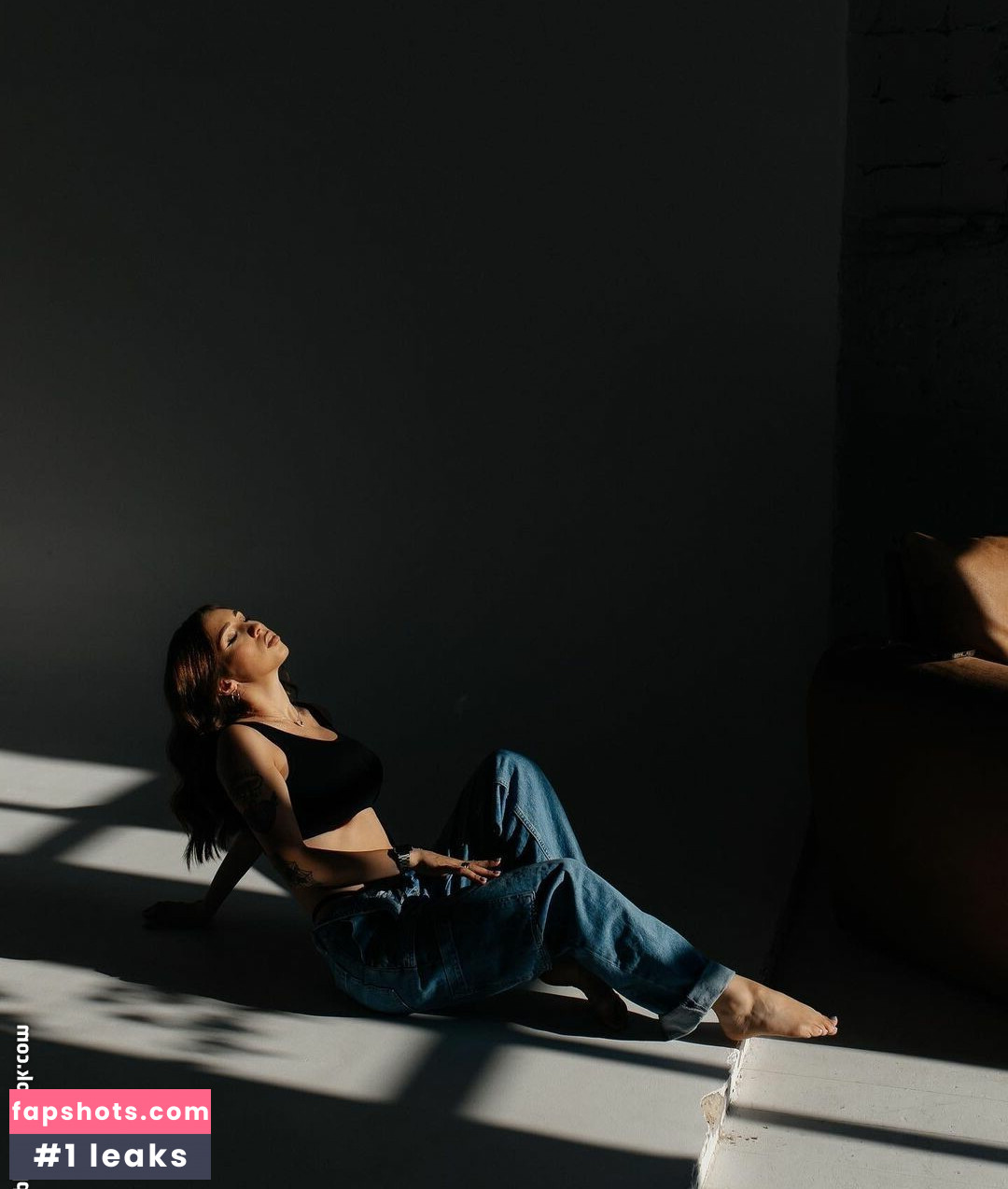 aisux gallery photo #176